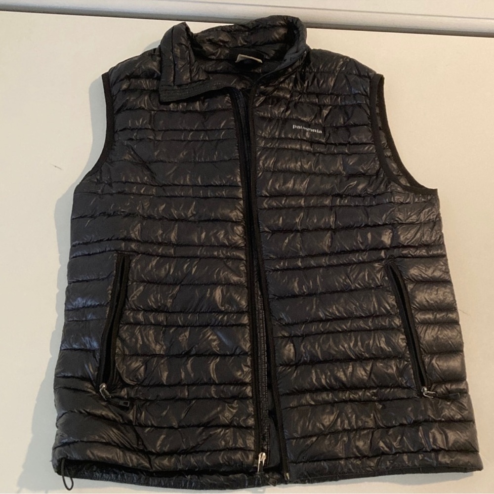 Patagonia Black Puffer Vest